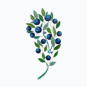 Брошь из серебра с фианитами и эмалью