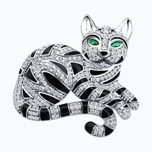 Брошь из серебра с фианитами и эмалью