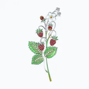 Брошь из серебра с фианитами и эмалью