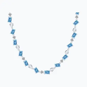 Колье из серебра с фианитами