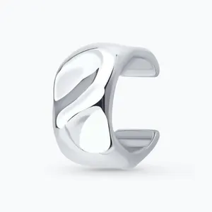 Серьга из серебра