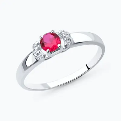 Кольцо из серебра с корундом рубиновым (синт.) и фианитами из серебро