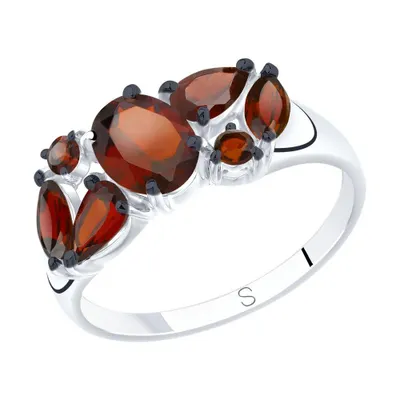 Кольцо из серебра с гранатами из серебро