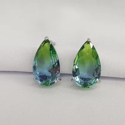 Серьги из серебра с ситаллами из серебро