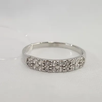 Кольцо из серебра с фианитами из серебро