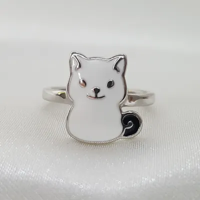 Кольцо из серебра с эмалью из серебро