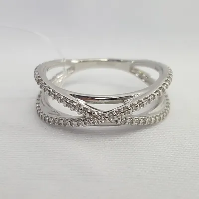 Кольцо из серебра с фианитами из серебро