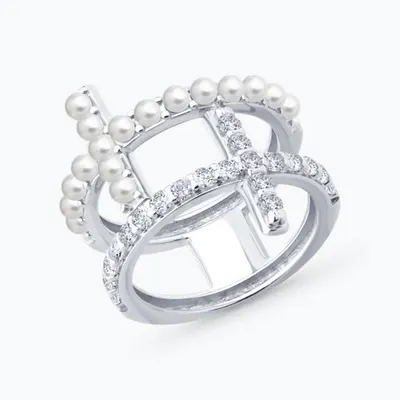 Кольцо из серебра с синтетическим жемчугом и фианитами из серебро