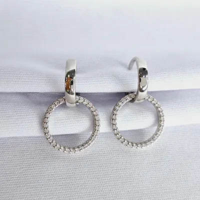 Серьги из серебра с фианитами из серебро