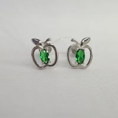 Серьги из серебра с фианитами из серебро